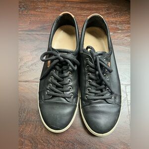 Ecco Women Soft 7 Sneaker